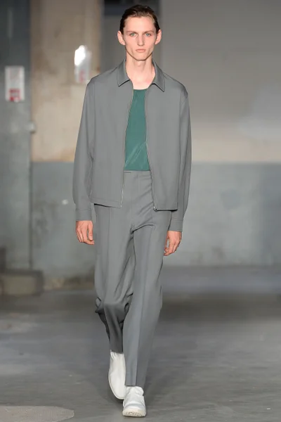Look 2